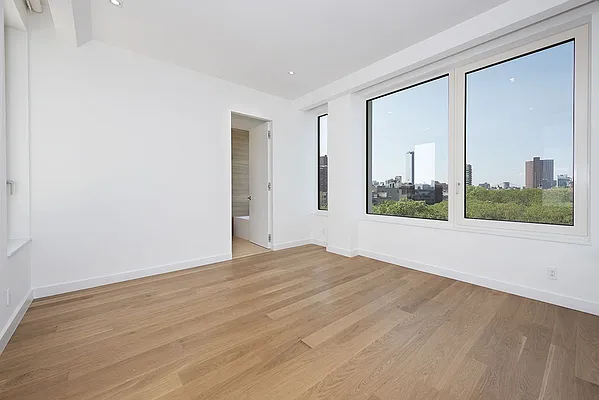 Rented by Capital Realty Investors, Inc | media 33