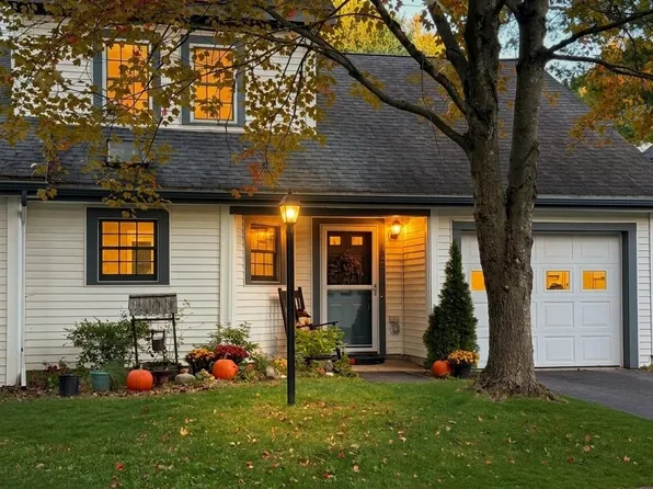 144 Hayes Avenue, South Burlington, VT 05403
