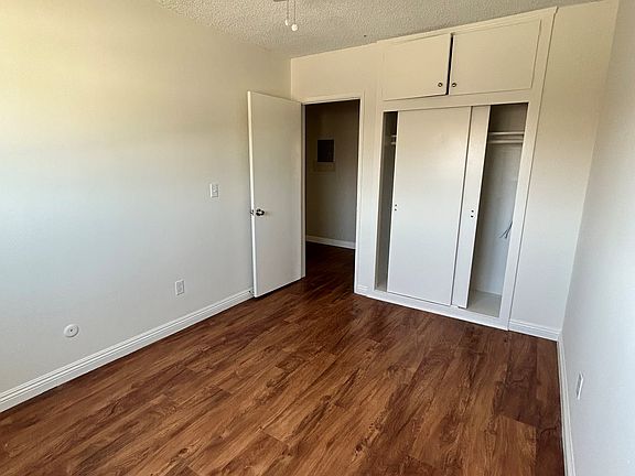 4th image of 3624-3630 W 168th St #2B-1Ba