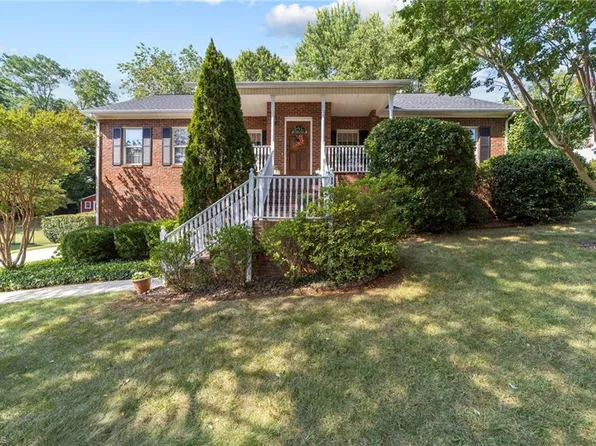 110 Daniel Paul Dr, Archdale, NC 27263