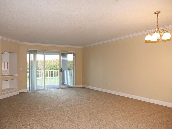 3rd image of 14037 Fairway Island Dr APT 236