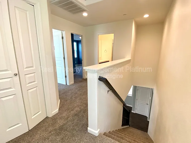 2534 Mustang Dr — Photo 27