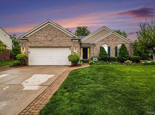 47291 Fairlawn Ct, Canton, MI 48188