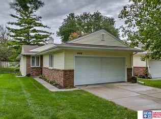 4410 Waterbury Ln, Lincoln, NE 68516