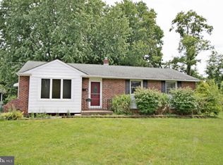 721 W Earl Ave, Somerdale, NJ 08083