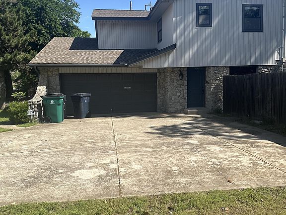 2nd image of 3612 N Drexel Blvd