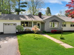 504 Avenue M, Matamoras, PA 18336
