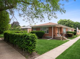 142 Dodge Ave, Evanston, IL 60202