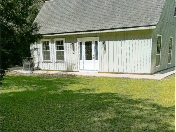 10781 Cowart Rd, Mobile, AL 36695