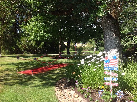 Front perrenial flower garden