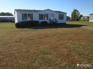 717 Tranquil Ln, Bennettsville, SC 29512