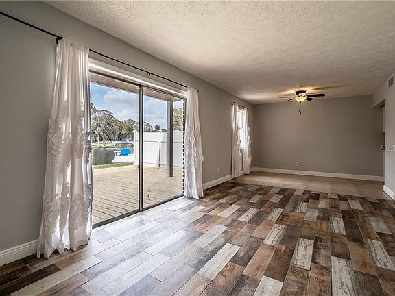 4th image of 13718 Orange Sunset Dr Unit 101