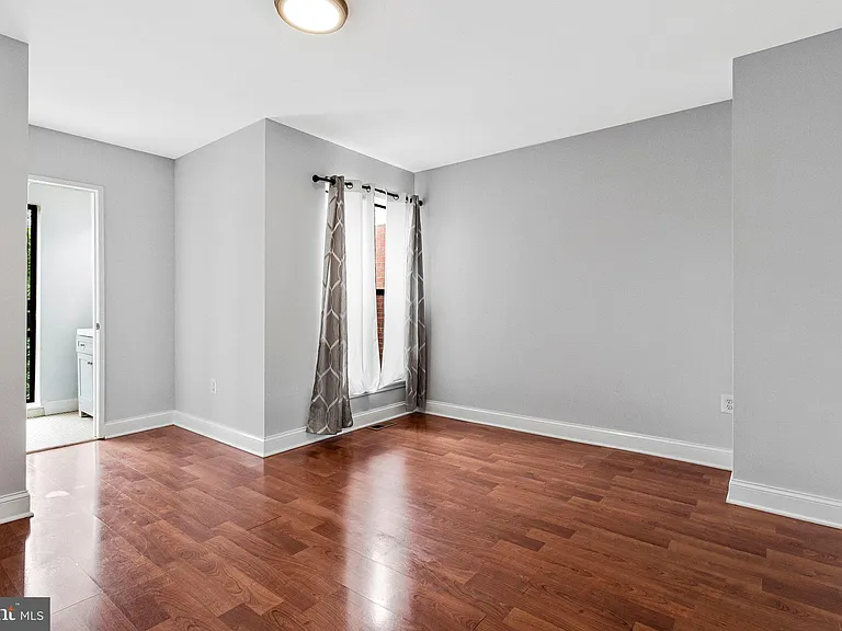 2435 18th St NE #2435 — Photo 26