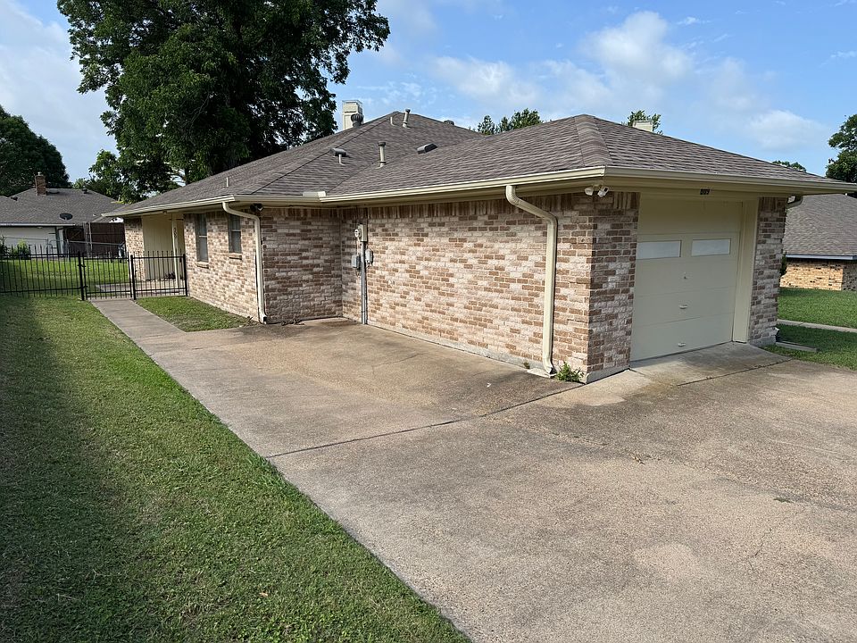 1st image of 509 Shoreview Dr