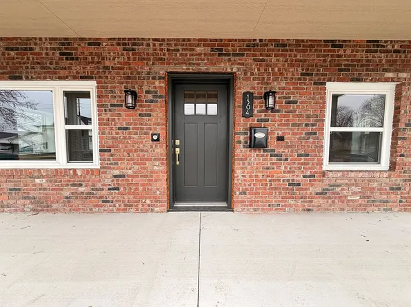 1304 Main St, Cassville, MO 65625