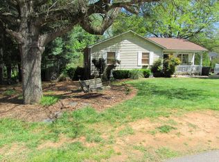 348 6th St NW, Taylorsville, NC 28681