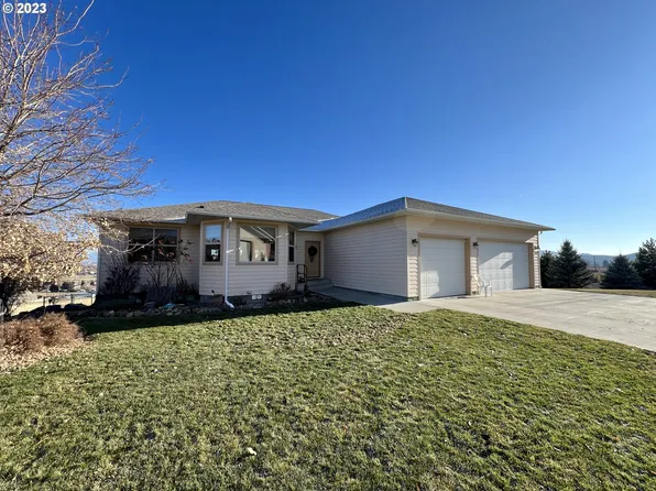 3890 Indiana Ave, Baker City, OR 97814