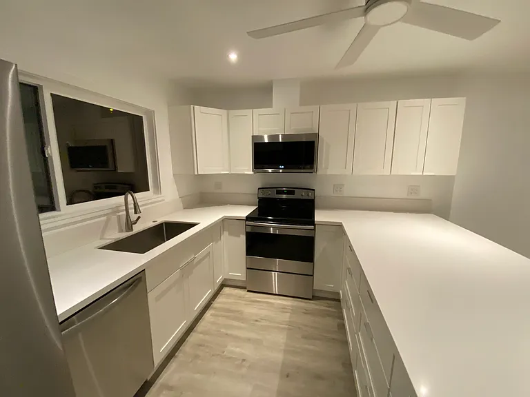 402 E Lanikaula St #A — Photo 16