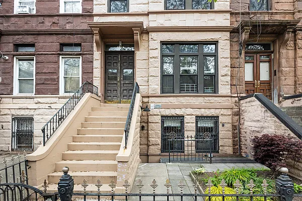 Sold by Compass | media 12