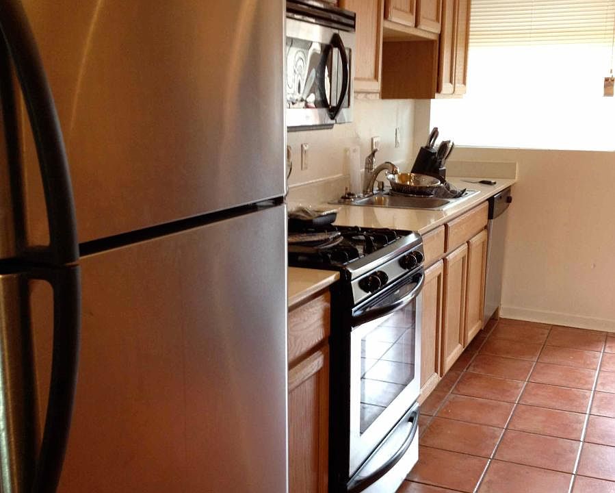 1st image of 5205 S Drexel Ave #3