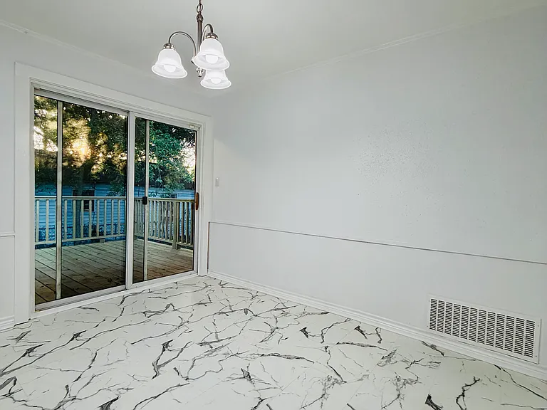 923 California St — Photo 8