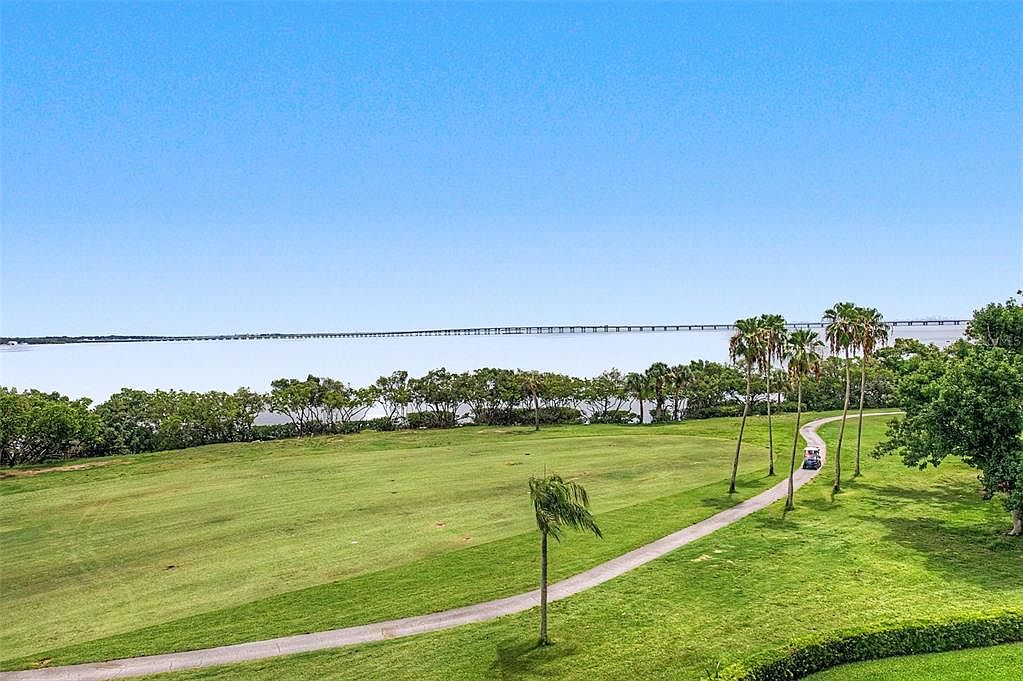 2618 Cove Cay Dr Unit 505