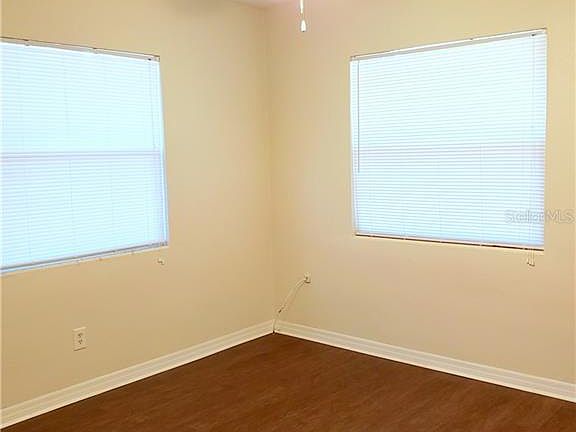 5th image of 1013 Palm Terrace Dr