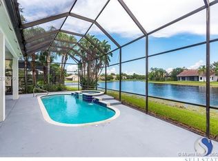 2626 Oakmont, Weston, FL 33332