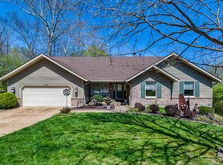 13602 Mason Meadows Ct, Saint Louis, MO 63131