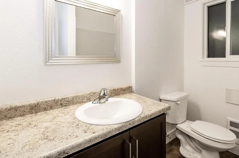 2 bed, 1000 sqft, $1,065 — Photo 3