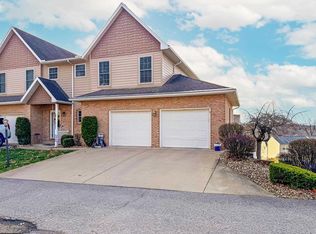 2 Palmetto Dr, Morgantown, WV 26508