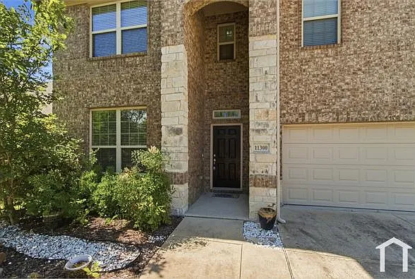 4 bed, 3158 sqft, $4,023 — Photo 4