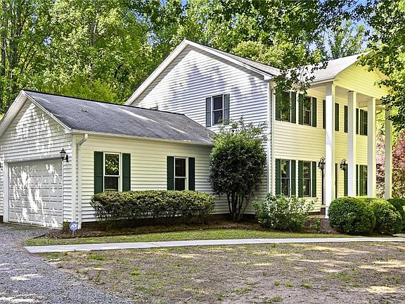 2nd image of 318 Kepley Craver Ave