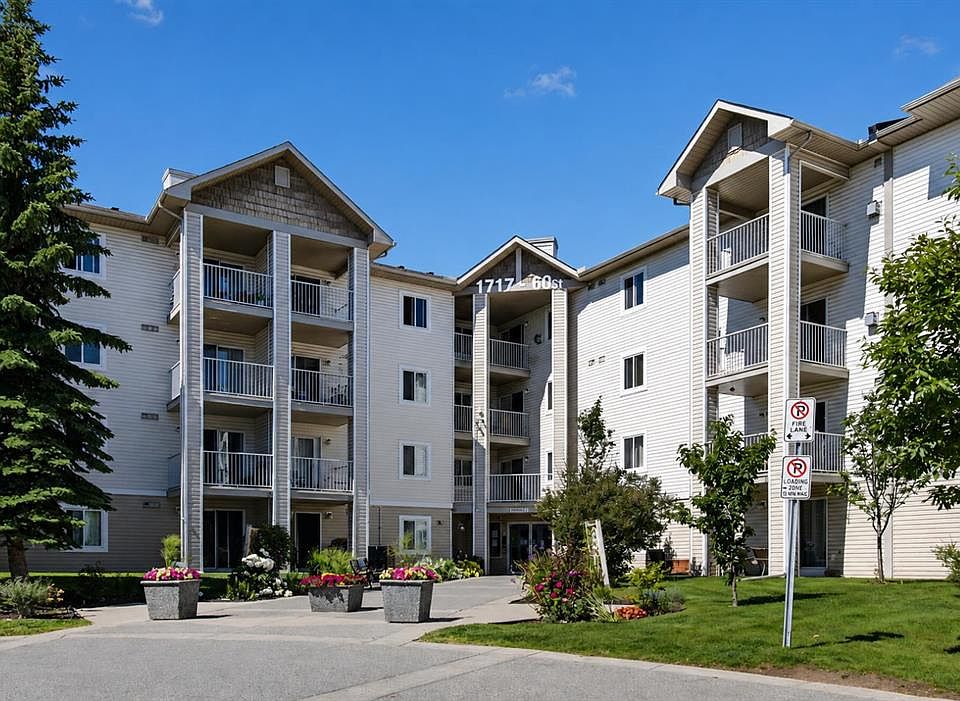 1st image of 1717 N 60th St SE #424