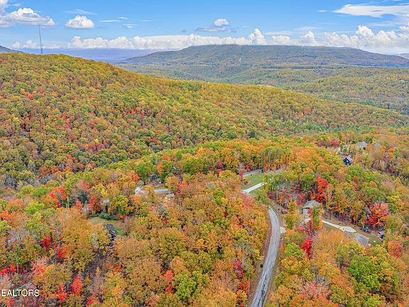 4th image of 795 Green Ridge Trl