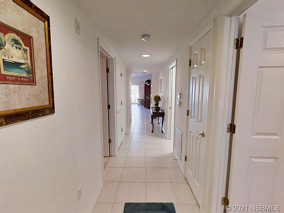 3rd image of 5300 S Atlantic Ave APT 2203