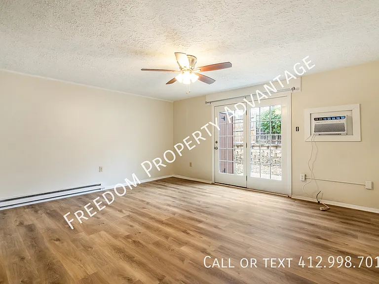 320 Bank St #A — Photo 3