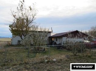 14 Lynx Ln, Glenrock, WY 82637