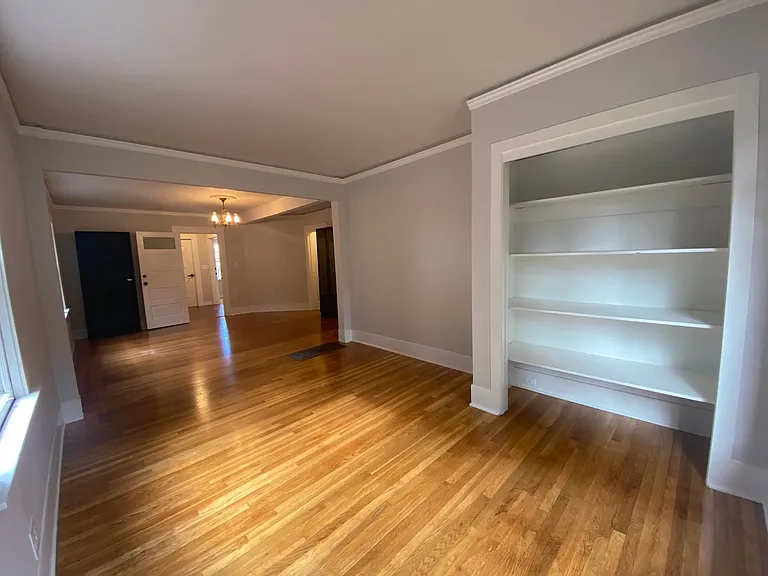 2529 Etna St — Photo 5