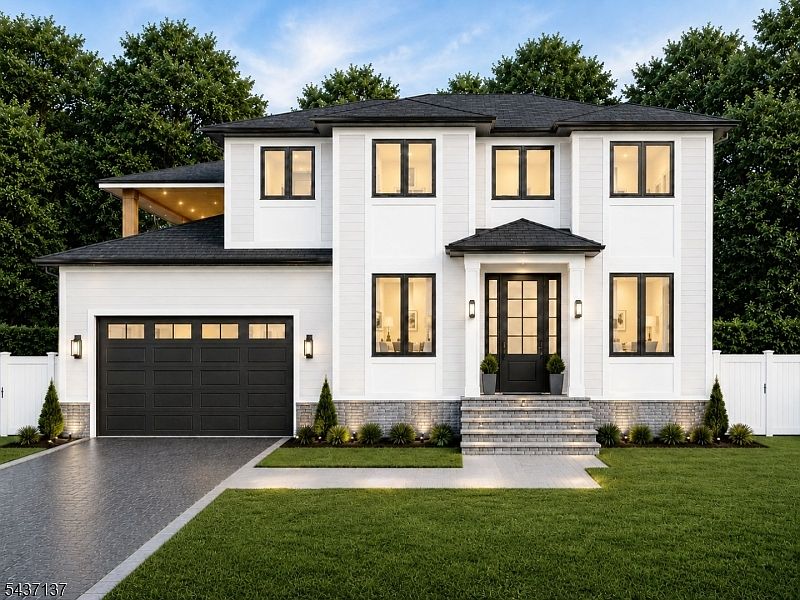 1st image of 31 Ashwood Dr