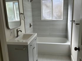 215 Avery Ln, Los Gatos, CA