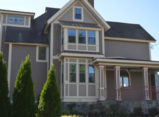 14 Osborne St #1, Danbury, CT 06810