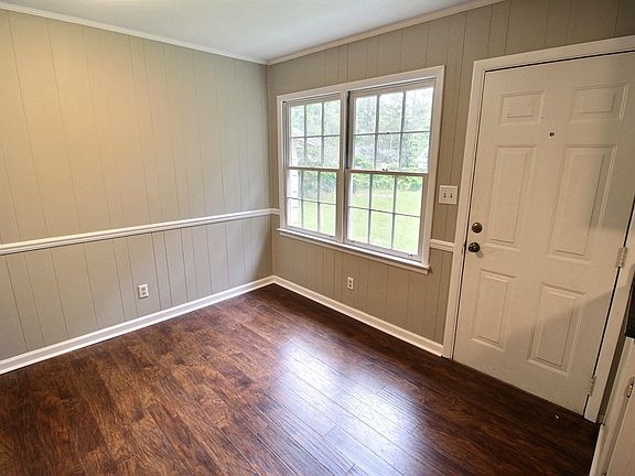 5th image of 1220 Oriole Dr