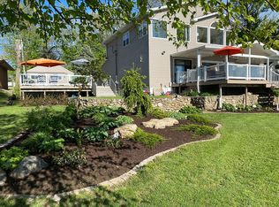 1321 N Shore Dr, Port Byron, IL 61275
