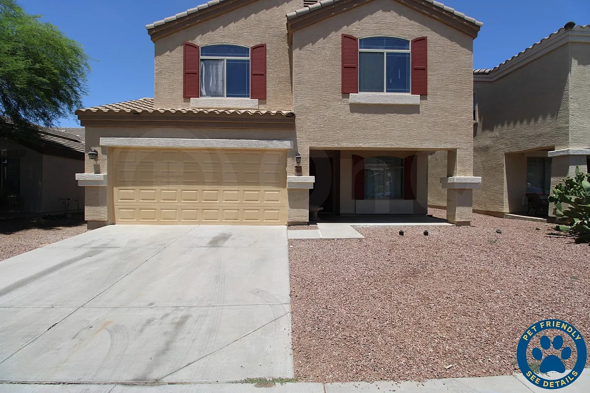 4 bed, 3.0 bath, 2221 sqft, $2,599 — Photo 1