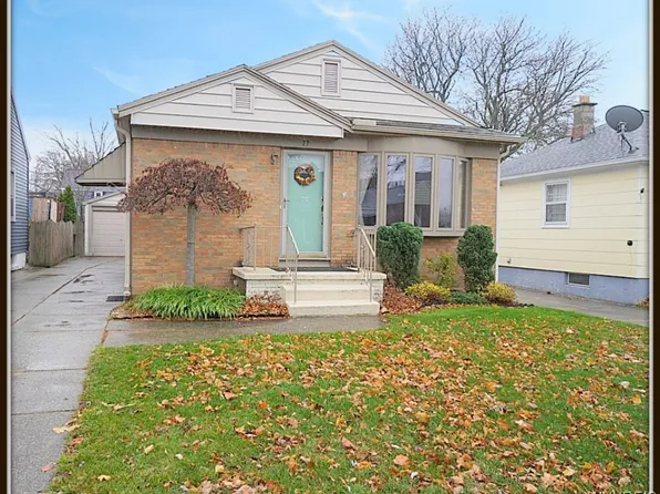 77 Liston St, Buffalo, NY 14223
