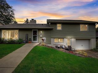 462 Agnes Dr, Madison, WI 53711
