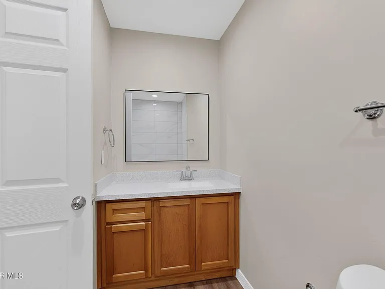 1483 Osullivan Dr #B — Photo 18