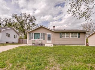 219 Pleasant Ridge Rd, Fairview Heights, IL 62208