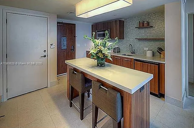 6801 Collins Ave #309 — Photo 16